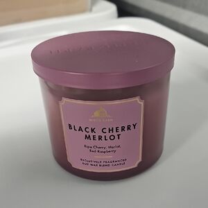 White Barn Black Cherry Merlot 3 Wick Candle NWT